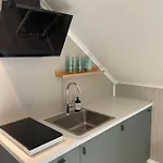 Modern, Small
