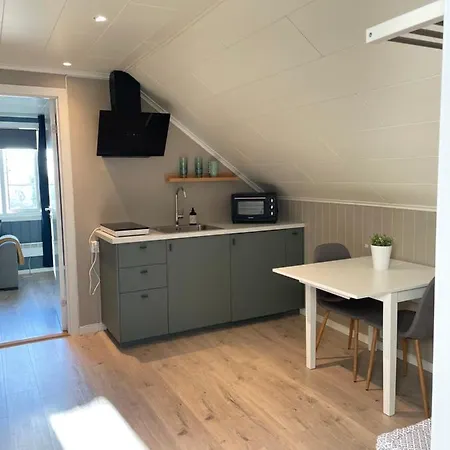 Modern, Small Lägenhet *